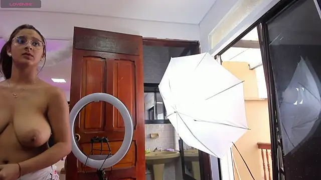 kendra london online show from 5, 1, 2026