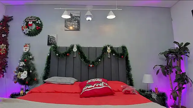 maddy  moon online show from 5, 12, 2025