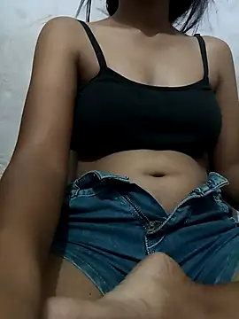 Sexy leone online show from 11, 6, 2026