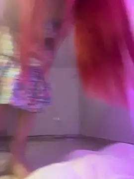 EmillieX online show from 18, 11, 2025