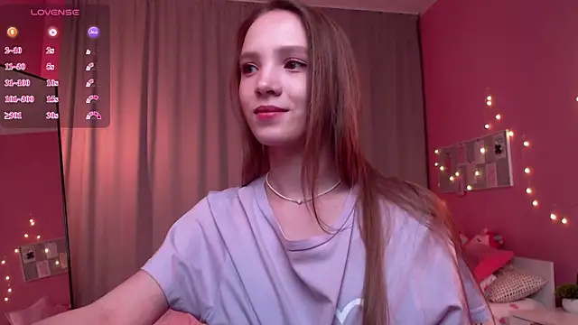 Adria Arjona online show from 17, 6, 2026