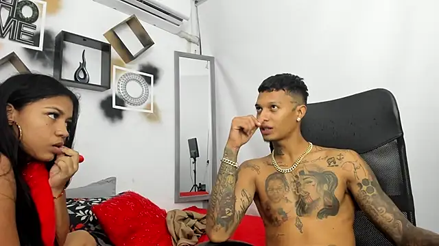 YuleimysAndAlex online show from 9, 11, 2025