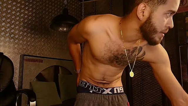 Snapshot of liam_sait chatting on 5, 11, 2025 liam sait online show from 5, 11, 2025