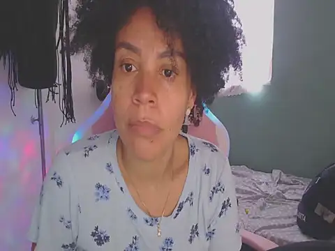 shayna cute online show from 26, 7, 2026