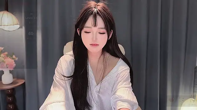 Yaiyigirl online show from 5, 2, 2026