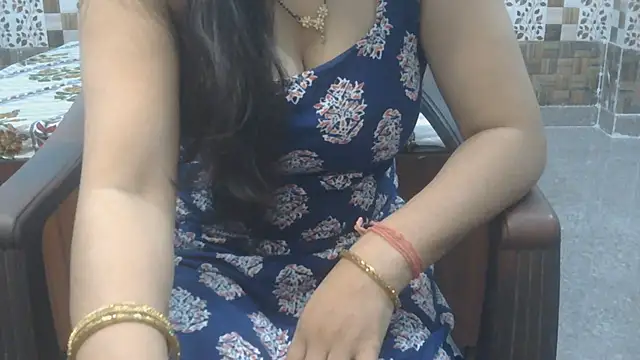 Snapshot of Sneha_lovely01 chatting on 12, 6, 2026 Sneha lovely01 online show from 12, 6, 2026