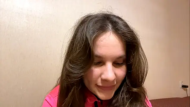 Luna Blossom online show from 6, 11, 2025