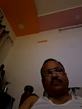 suraj696 online show from 5, 11, 2025