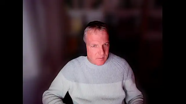 ChocolatMilka44 online show from 3, 11, 2025