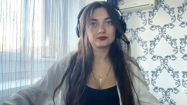 TwotyBright online show from 8, 11, 2025