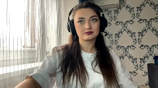 TwotyBright online show from 11, 11, 2025