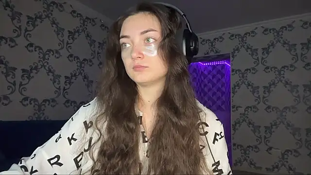 TwotyBright online show from 11, 1, 2026