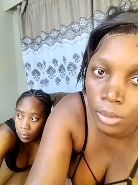 SexyLipss  online show from 18, 4, 2026