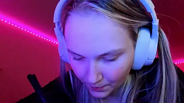 KarinRobertson online show from 20, 12, 2025