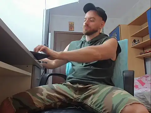 Ryanstone  online show from 18, 12, 2025