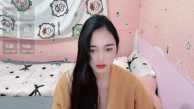 U-Ukitten online show from 30, 11, 2025