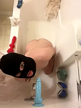 Femboy ellie online show from 24, 11, 2025