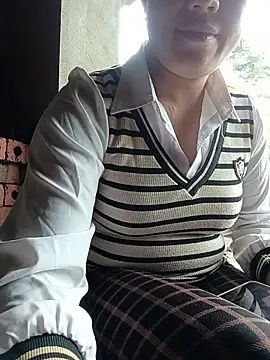Sara pusyy online show from 9, 7, 2026