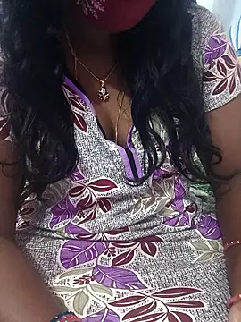 Snapshot of hyd_couple7878 chatting on 23, 12, 2025 hyd couple7878 online show from 23, 12, 2025