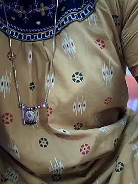 Snapshot of hyd_couple7878 chatting on 20, 12, 2025 hyd couple7878 online show from 20, 12, 2025