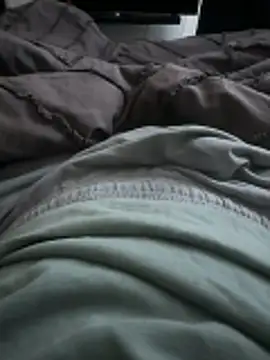 adamblunt59 online show from 8, 4, 2026