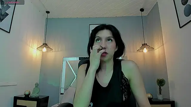 zoe-moreau online show from 26, 3, 2026