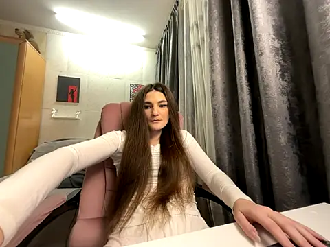 HelgaMun online show from 25, 11, 2025