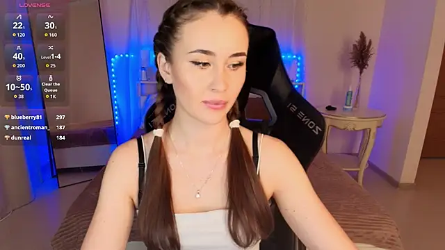 Snapshot of _Melissa_Evans_ chatting on 21, 11, 2025 Melissa Evans online show from 21, 11, 2025