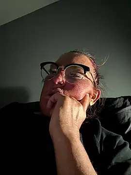 Angel-LinaX online show from 9, 1, 2026