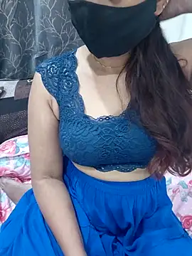 Aarti909090 online show from 12, 4, 2026