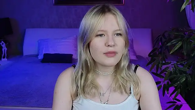 Mila wxw online show from 23, 11, 2025