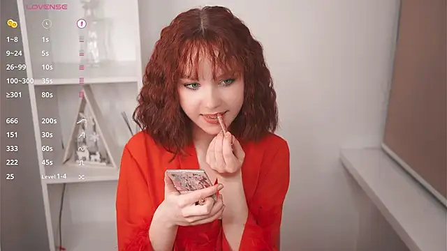 Snapshot of MaisieStarlight chatting on 1, 2, 2026 MaisieStarlight online show from 1, 2, 2026