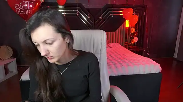 ZafiraMoonn online show from 18, 2, 2026