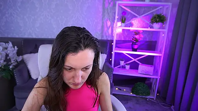 ZafiraMoonn online show from 18, 3, 2026