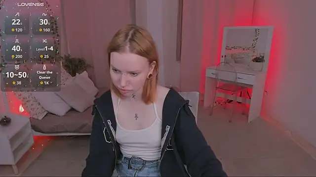 NaomiRosss online show from 11, 11, 2025