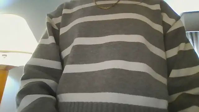 Snapshot of Jowsie chatting on 15, 11, 2025 Jowsie online show from 15, 11, 2025