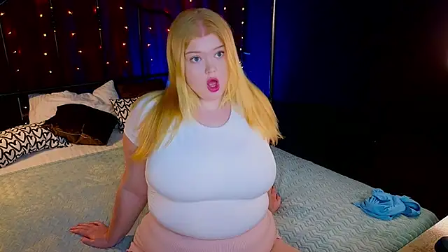Snapshot of AriettaHeart chatting on 11, 5, 2026 AriettaHeart online show from 11, 5, 2026