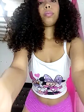 Snapshot of Ari_1217 chatting on 23, 11, 2025 Ari 1217 online show from 23, 11, 2025