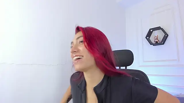 Snapshot of Ana_Muller19 chatting on 18, 7, 2026 Ana Muller19 online show from 18, 7, 2026