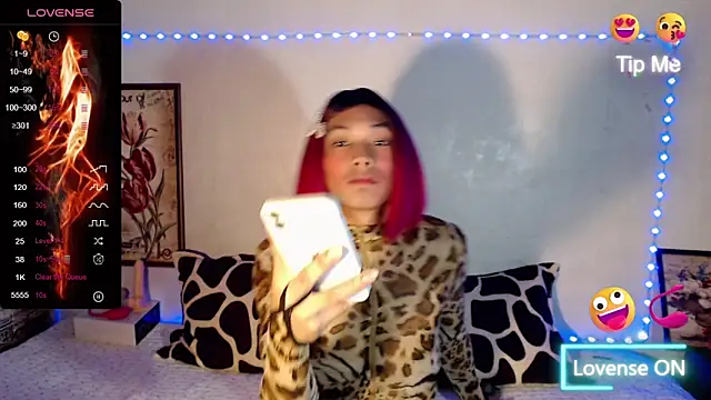 luckycharm888 online show from 3, 11, 2025