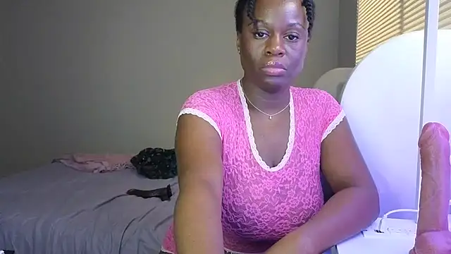 ladiosa selene online show from 19, 11, 2025