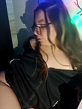 Baby Myla online show from 13, 12, 2025