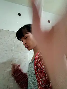 PaulinaLondra2 online show from 2, 12, 2025