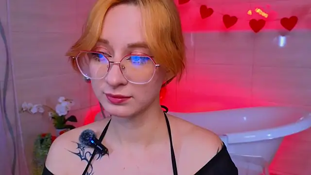 Snapshot of WICKEDEMBER chatting on 7, 2, 2026 WICKEDEMBER online show from 7, 2, 2026