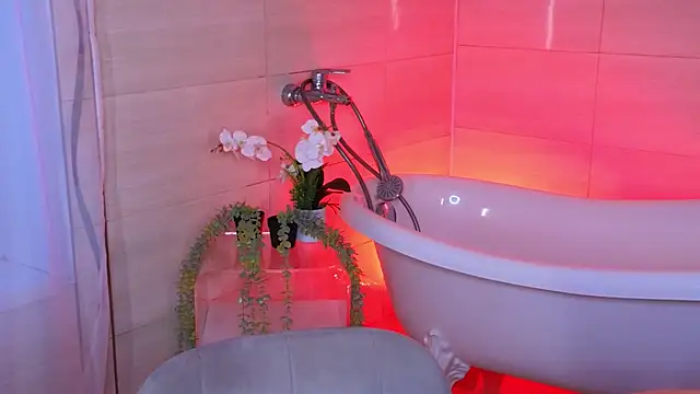 WICKEDEMBER online show from 11, 3, 2026