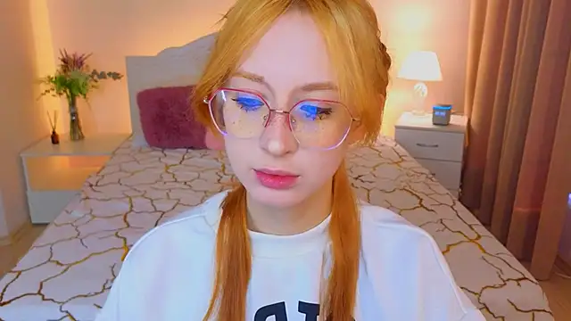 Snapshot of WICKEDEMBER chatting on 3, 3, 2026 WICKEDEMBER online show from 3, 3, 2026