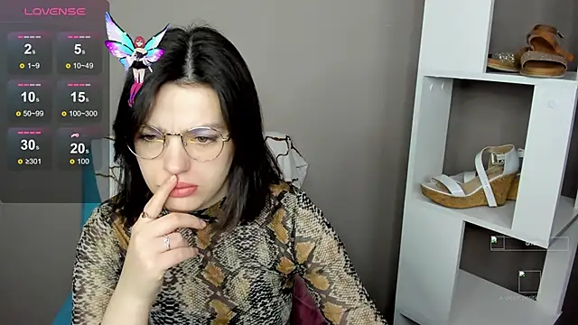 Karina Kellyy online show from 17, 11, 2025