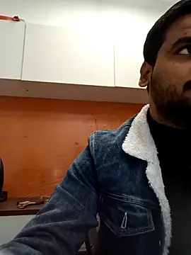 naughtyboyjii online show from 19, 12, 2025