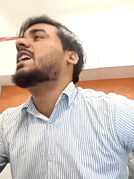 naughtyboyjii online show from 19, 11, 2025