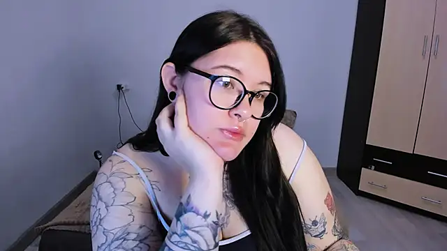 HitoMi2 online show from 20, 11, 2025